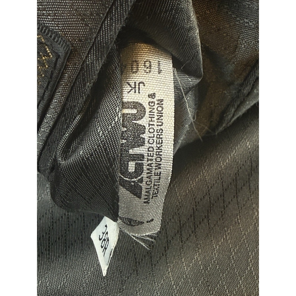 HART SCHAFFNER & MARX Mens 38R Charcoal Pinstripe Wool 2 Button Pleated Suit - Picture 14 of 14